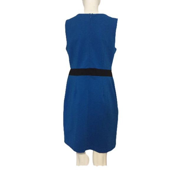 Blue Signature Size M Collection Dress - Picture 2 of 12